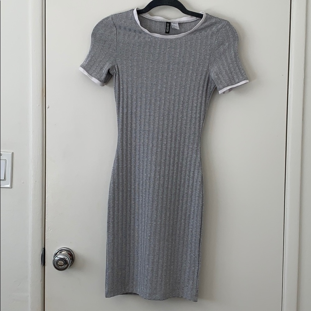 H&M | Bodycon Ribbed Dress - Picture 2 of 3